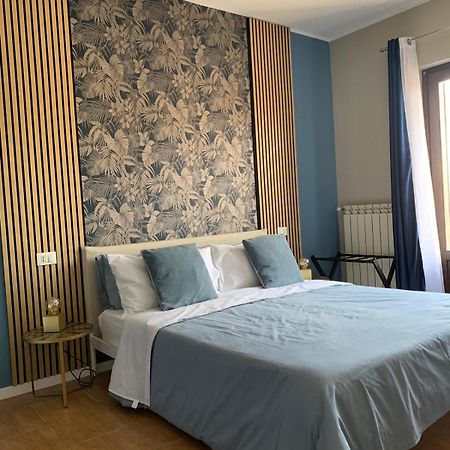Centrumassimo Apartment Palermo Bagian luar foto